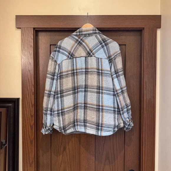 Prana Lower Falls Insulated Shirt Jacket—Size Large - Picture 6 of 7